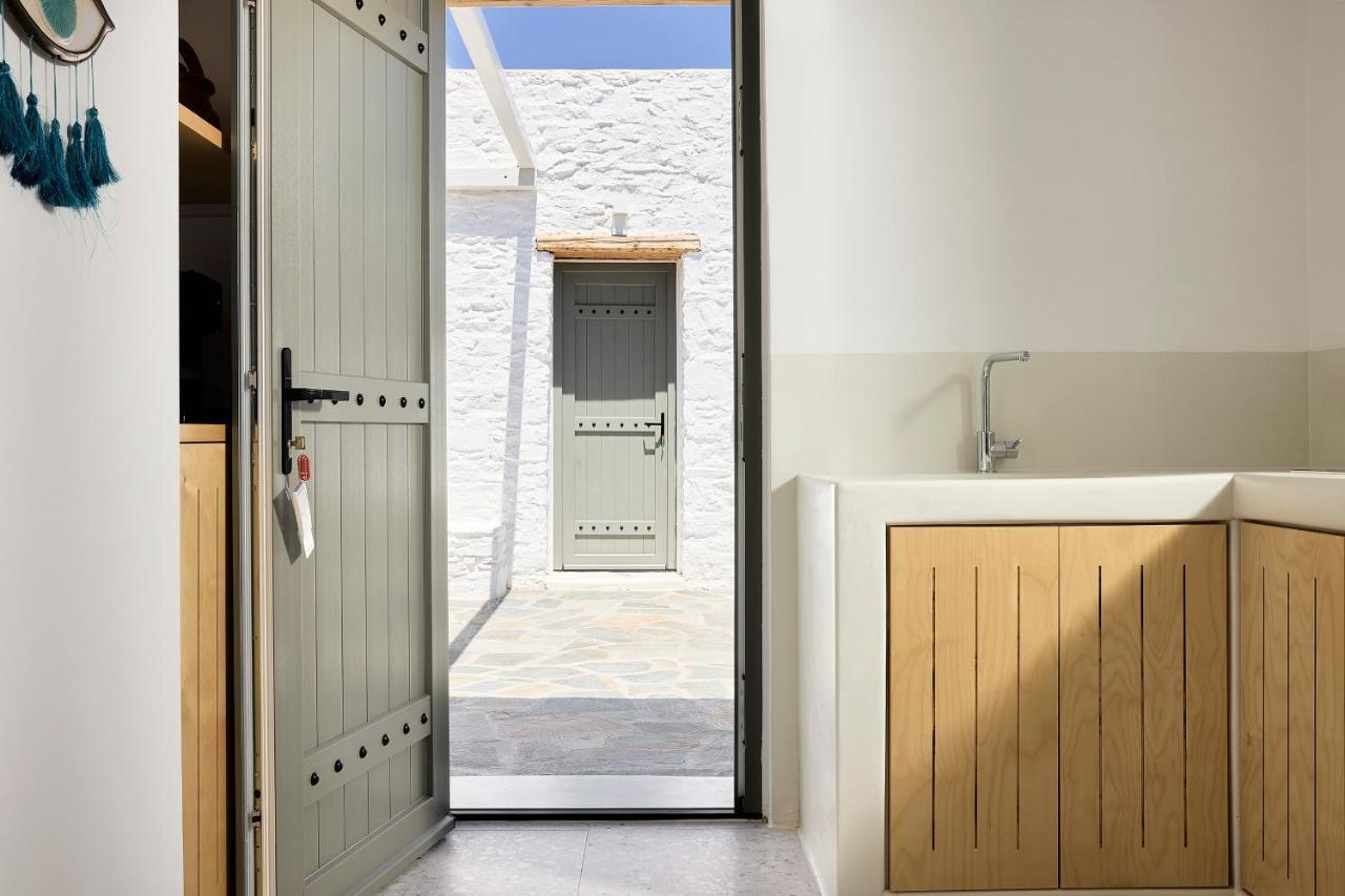 Wise Luxury Suites Kíthnos Exteriör bild